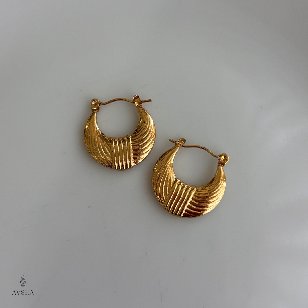 Evelyn Golden Hoops