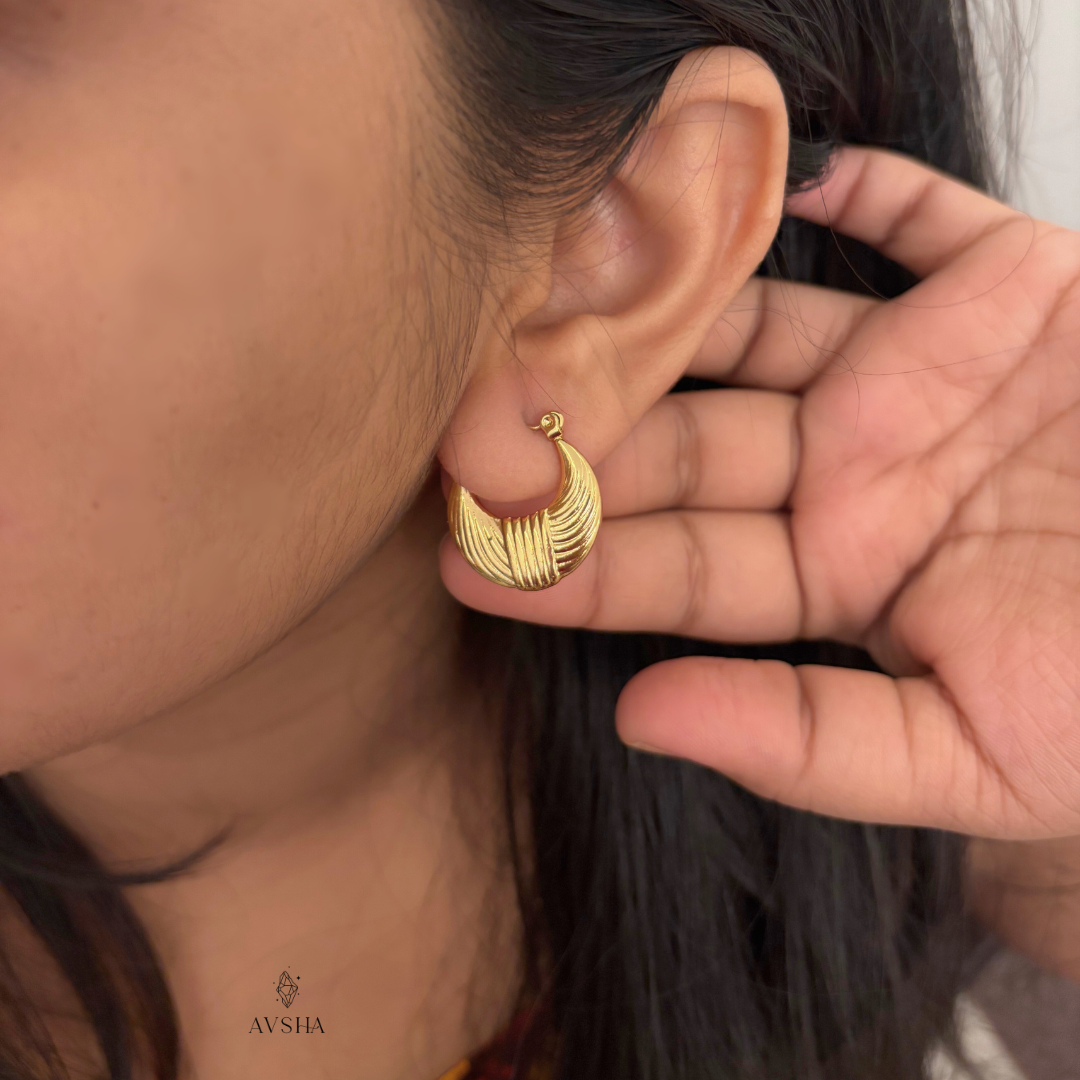 Evelyn Golden Hoops