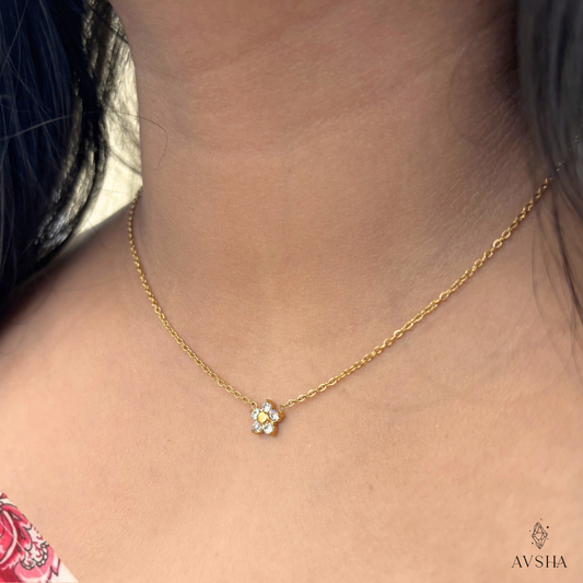 Thea Necklace