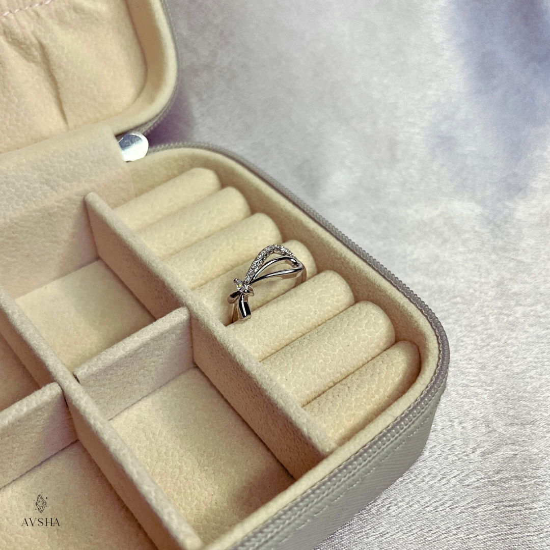 Eternal Knot